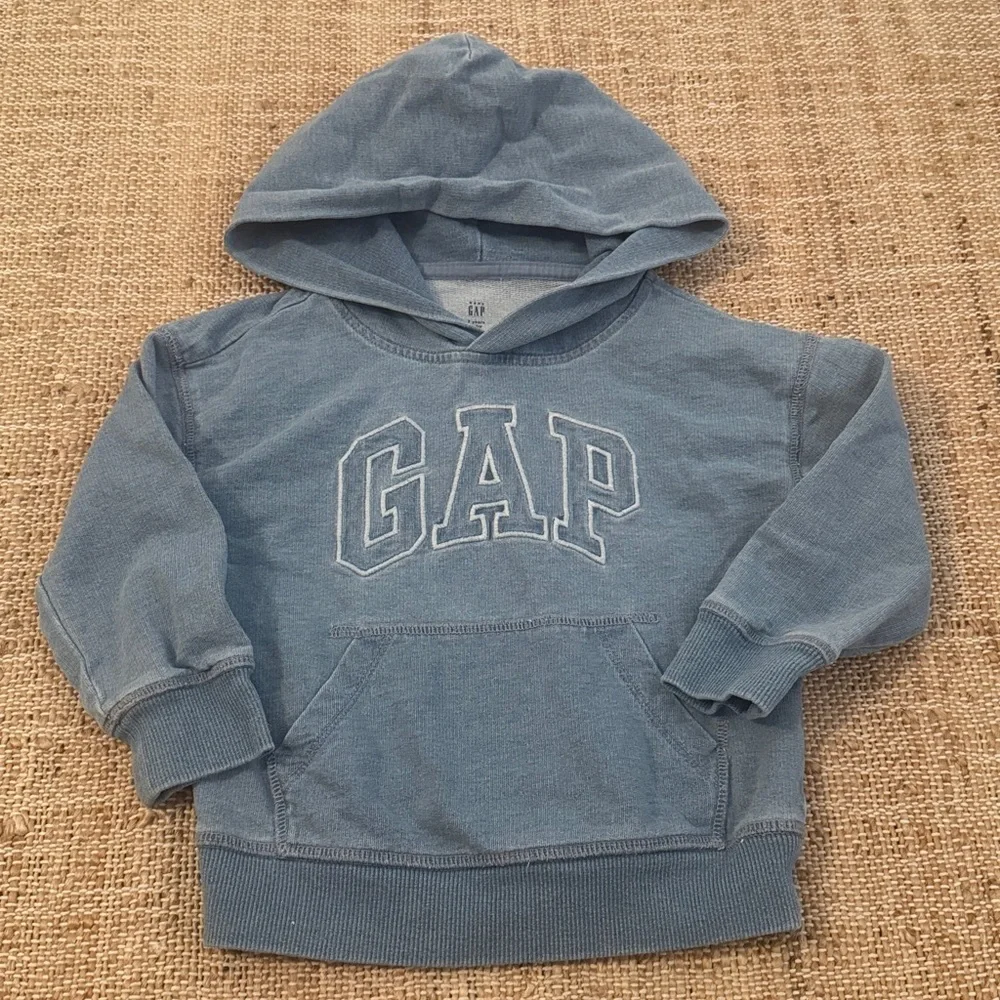 Gap Chambray Stonewashed Blue Hoodie Sweatshirt 2T